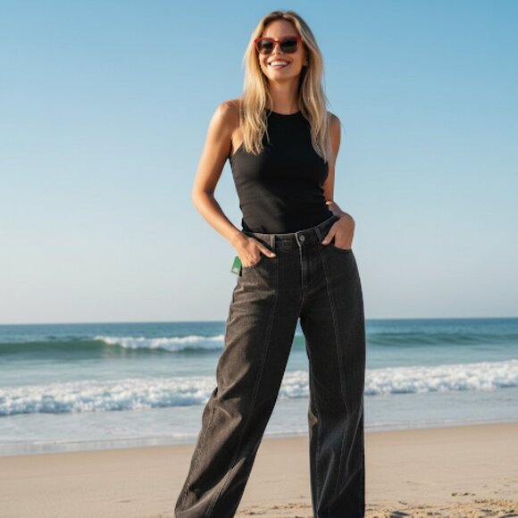 About poshmarksydneys - Picture 3 of 5